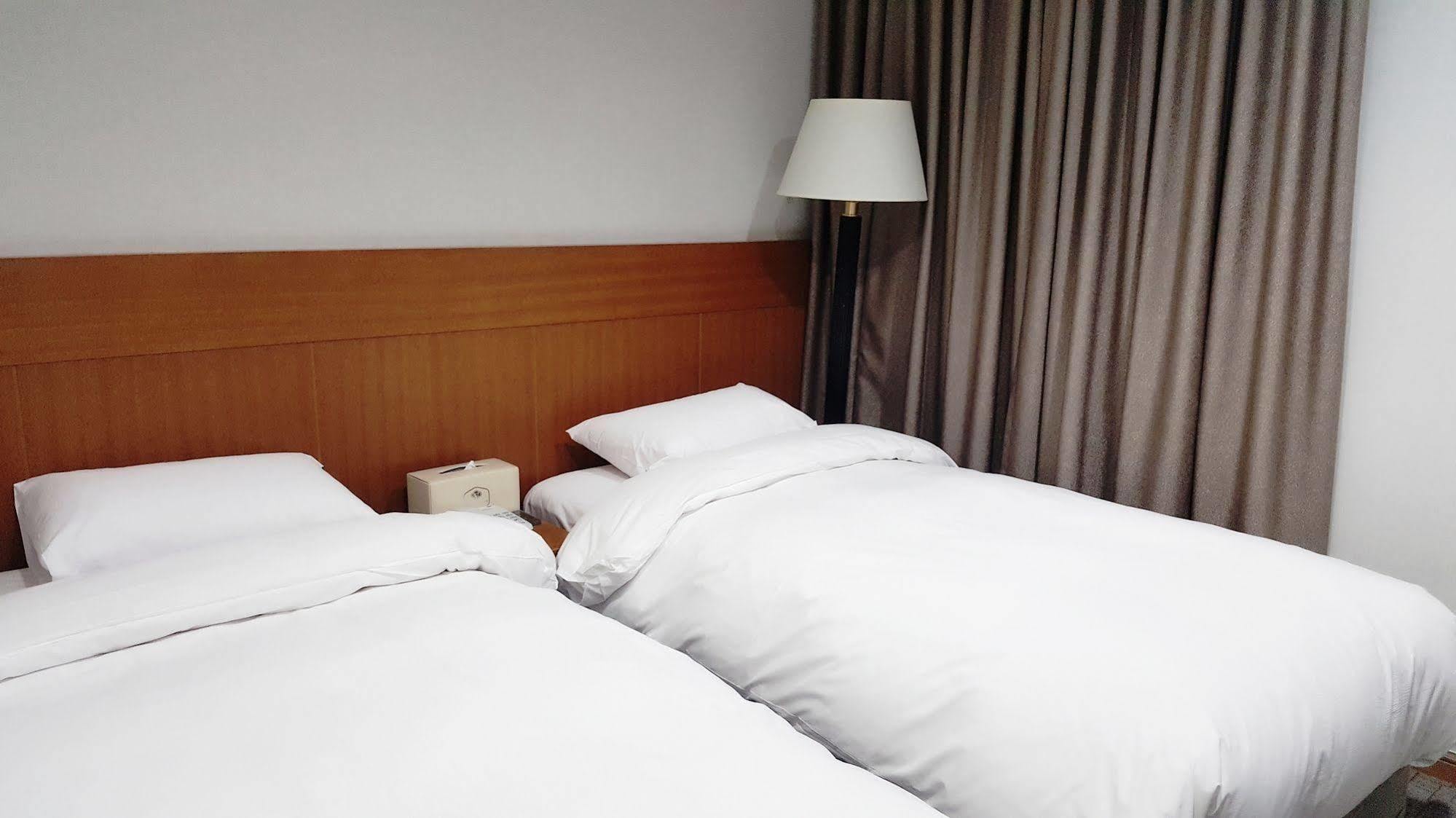 Vision Hotel 2*
